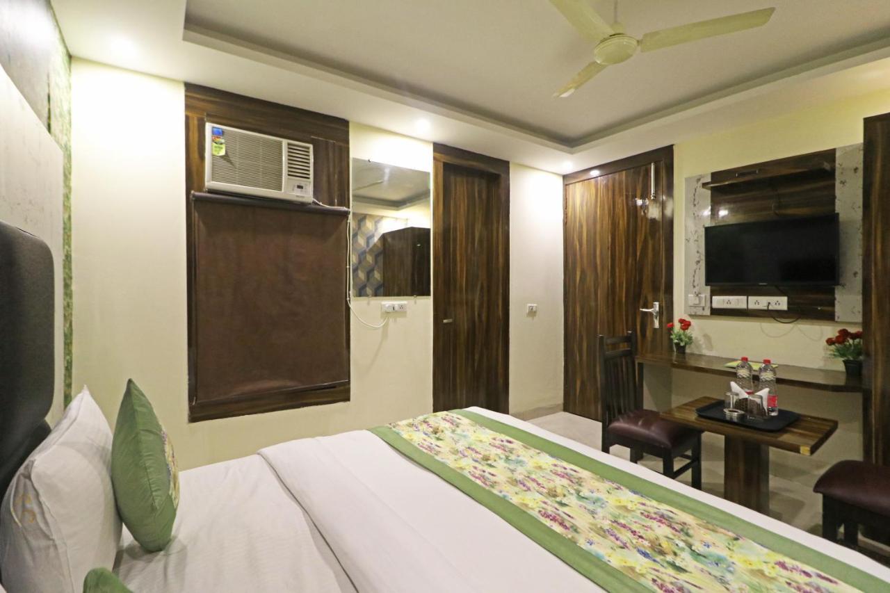 Hotel Smart Signature - Delhi Airport New Delhi Exterior photo