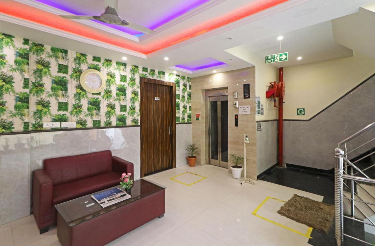 Hotel Smart Signature - Delhi Airport New Delhi Exterior photo