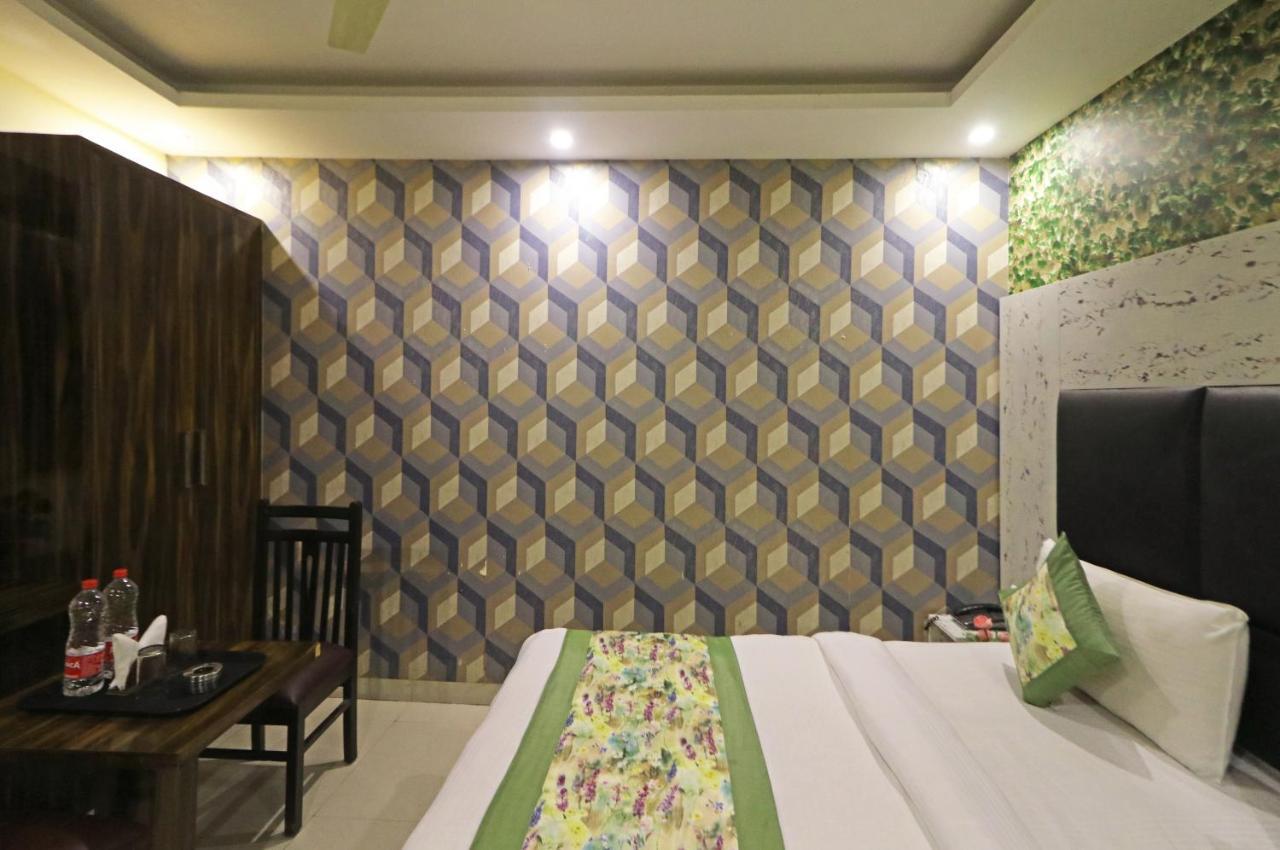 Hotel Smart Signature - Delhi Airport New Delhi Exterior photo