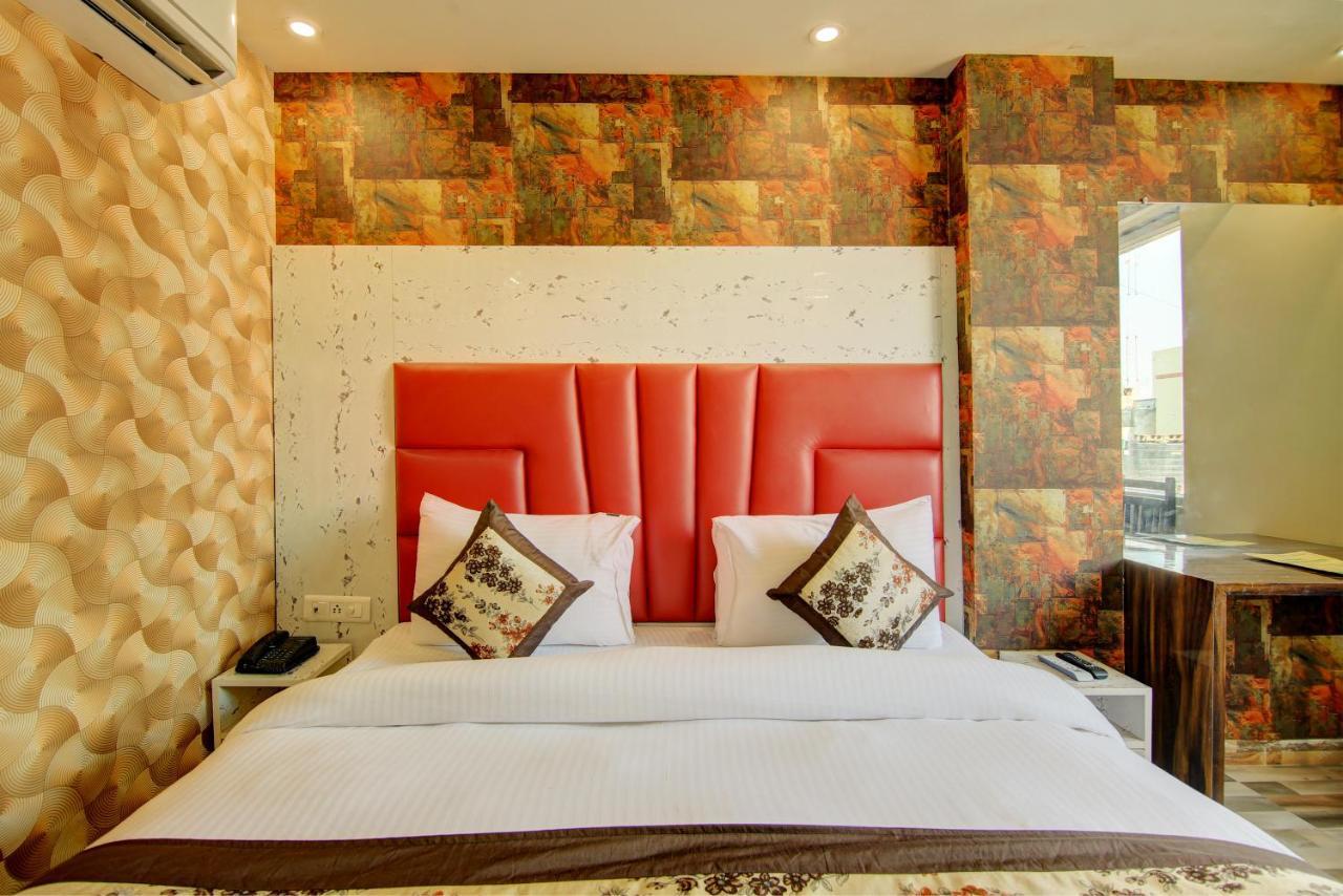 Hotel Smart Signature - Delhi Airport New Delhi Exterior photo